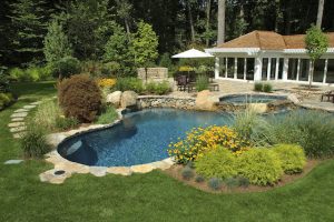 4 Reasons You Should Leave Landscaping to the Professionals