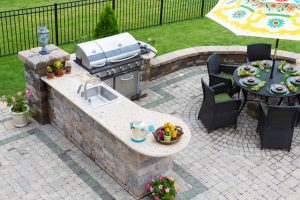 Outdoor Kitchen Design Tips