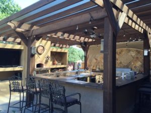 5 Tips for Designing the Perfect Outdoor Kitchen