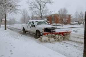 Why It’s Better to Hire a Snow Removal Company