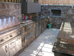 Honeysuckle Nursery Outdoor Kitchen Features