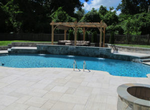 Custom Pools in Davidsonville, Maryland